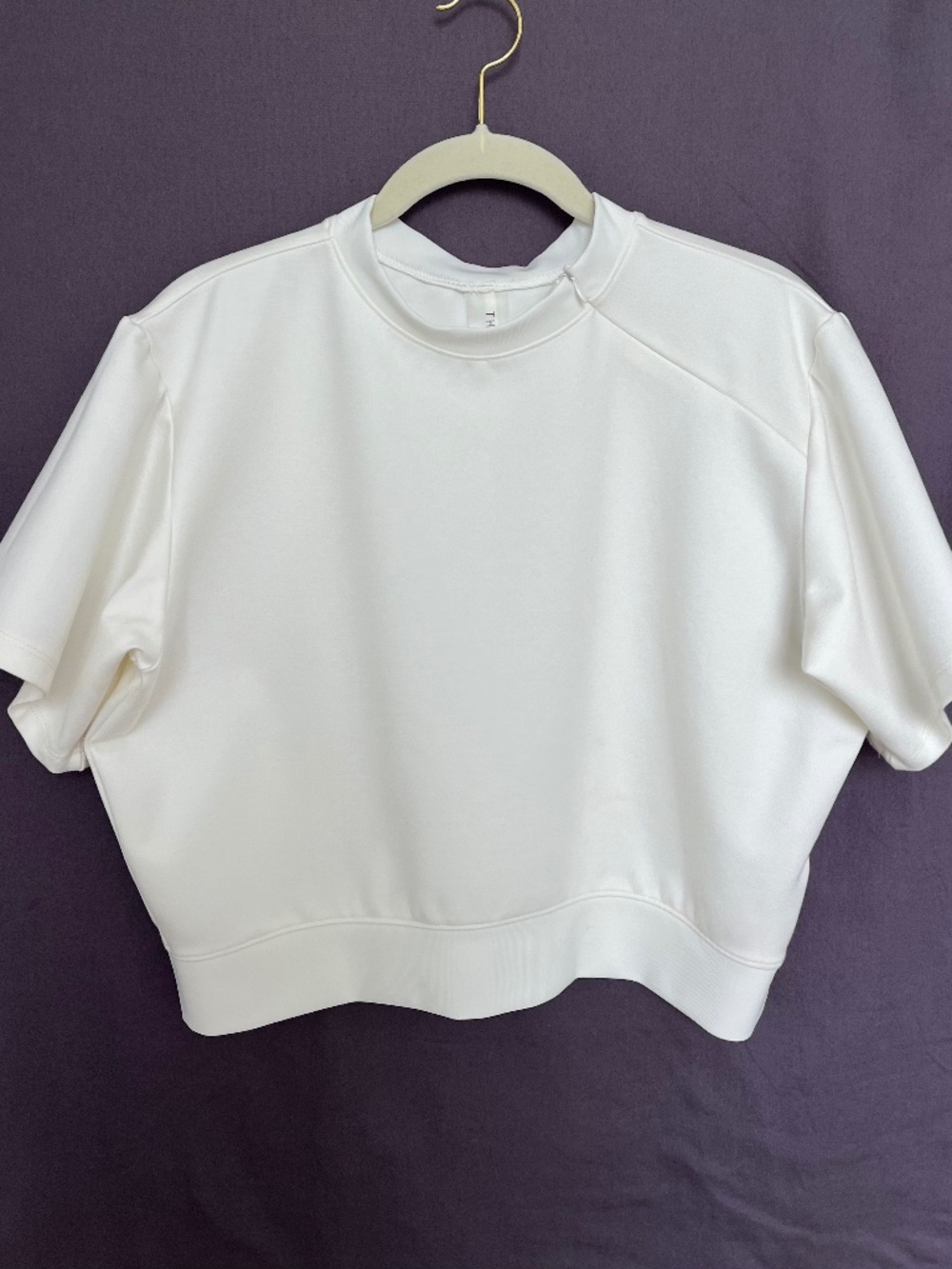NWOT THE SET Women's White Cropped Sweatshirt Size L, Short Sleeve, Zip Neck